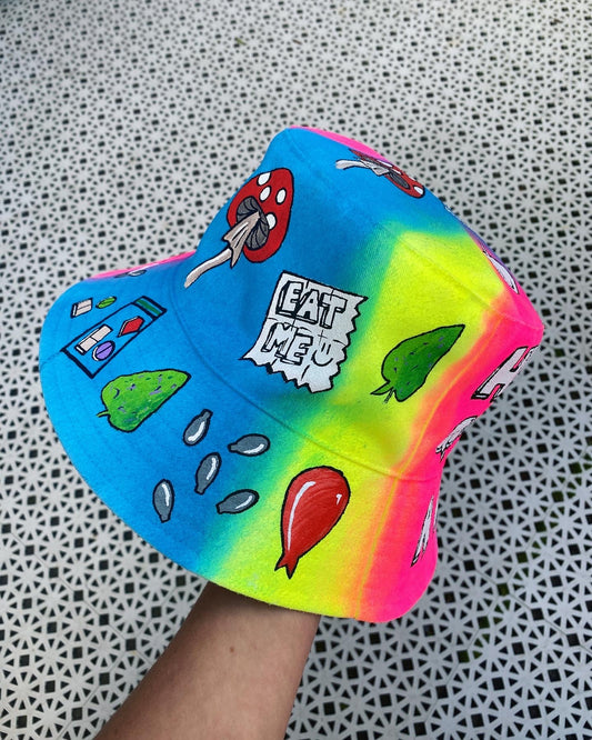 ‘zHERE FOR A GOOD TIME’ bucket hat