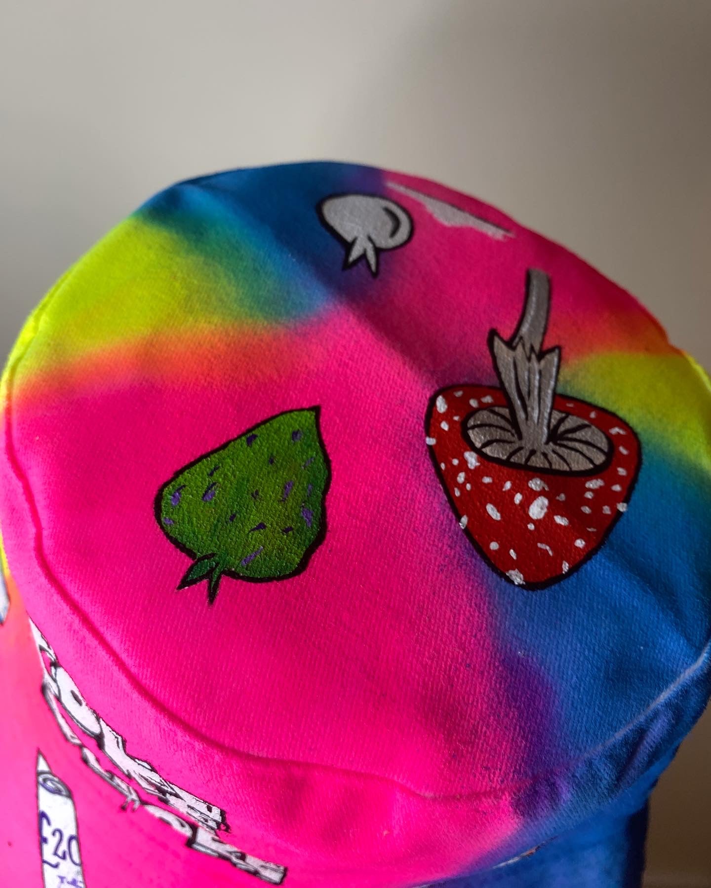 zCWH0RE’ bucket hat