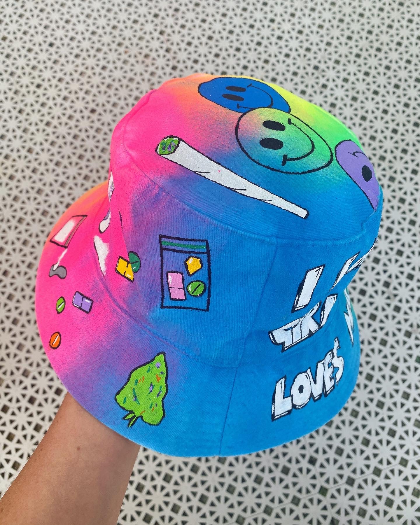 ‘zI love my girl ’ bucket hat