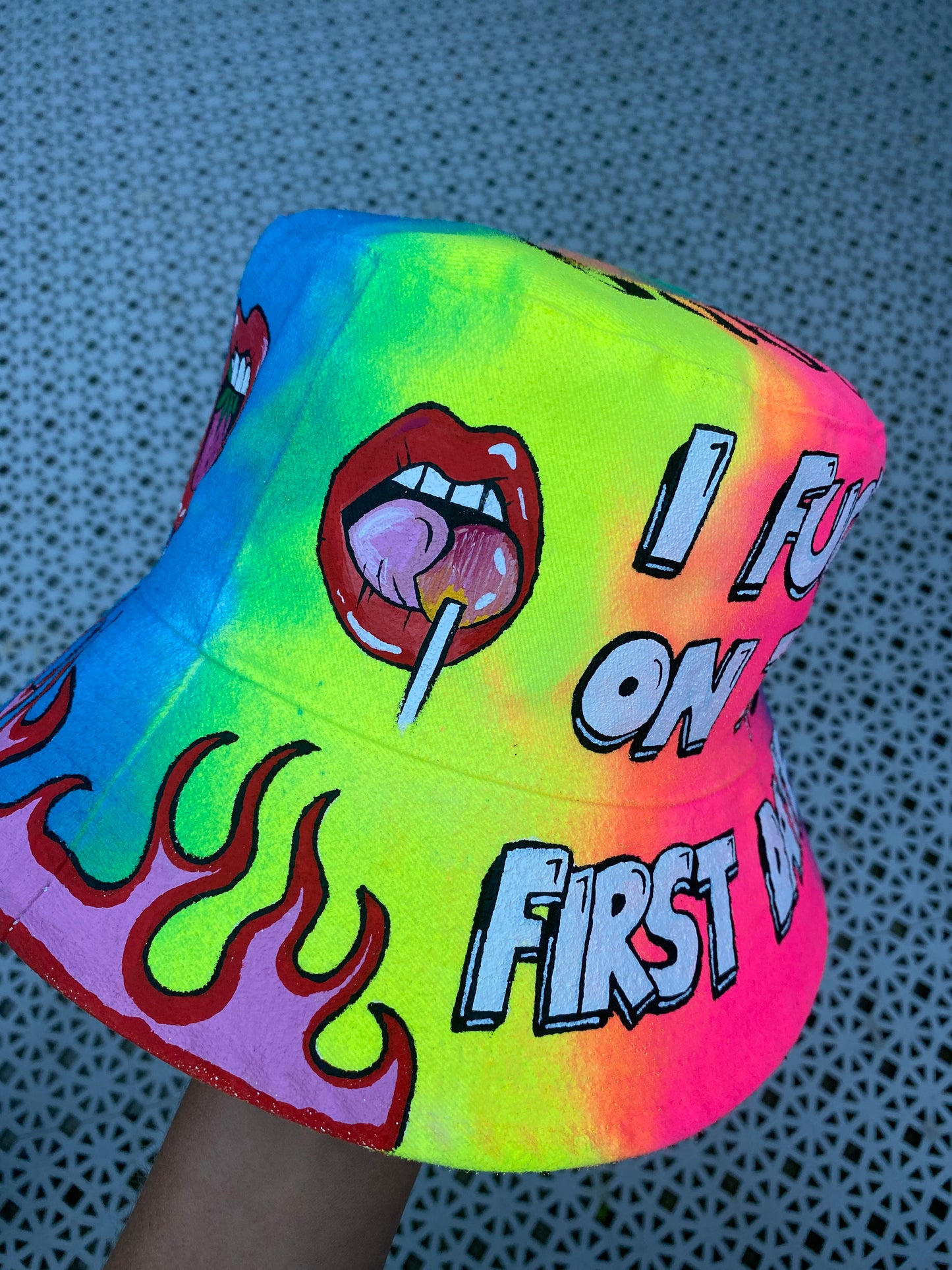 ‘zFCK ON THE FIRST DATE’ bucket hat