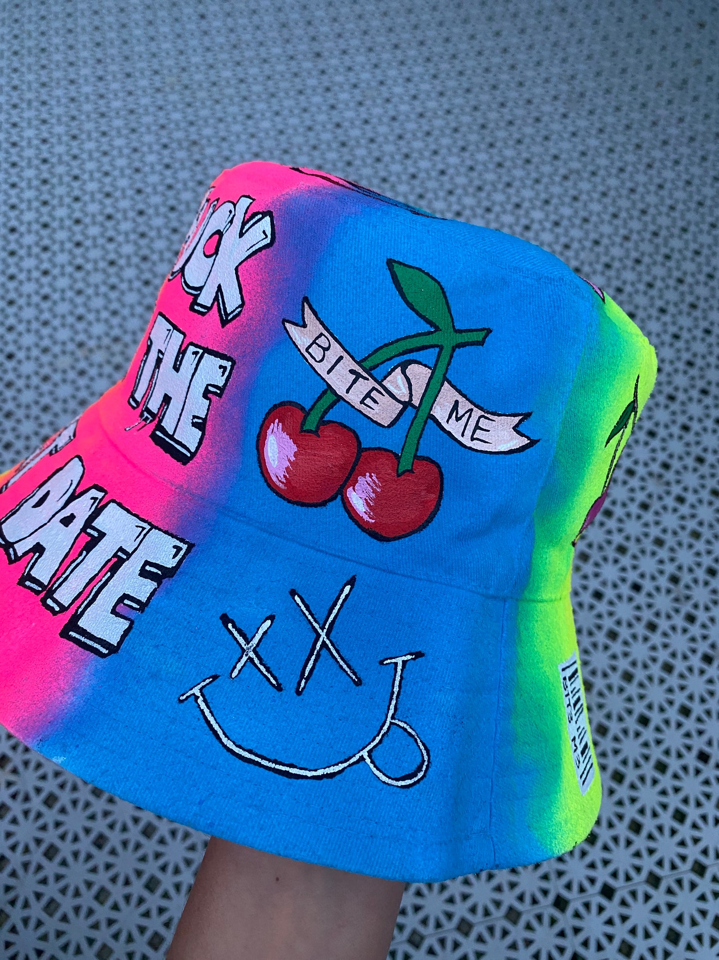 ‘zFCK ON THE FIRST DATE’ bucket hat