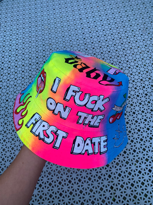 ‘zFCK ON THE FIRST DATE’ bucket hat