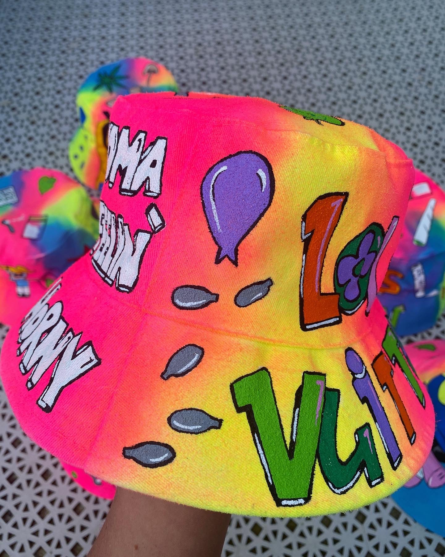 ‘zMD*A GOT ME FEELIN’ bucket hat