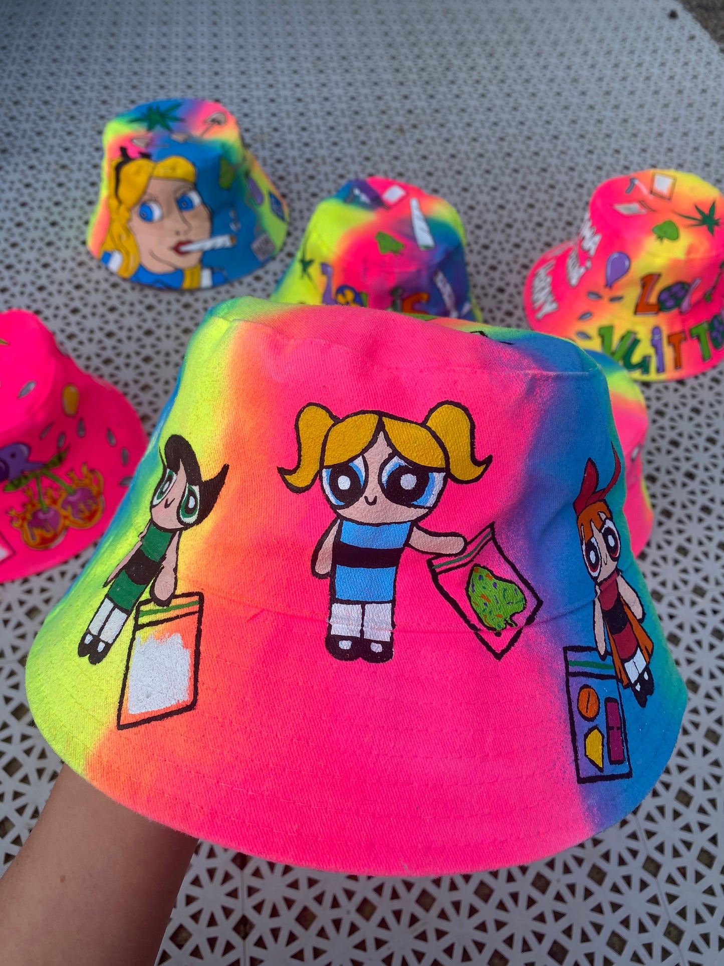 ‘zPowerpuff girls’ bucket hat