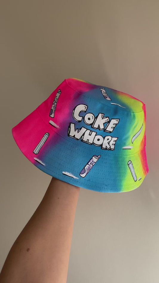 ‘zCWH0RE’ bucket hat